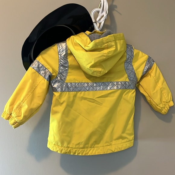 Halloween costume - Picture 2 of 3